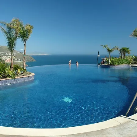 Fuentes Villa *